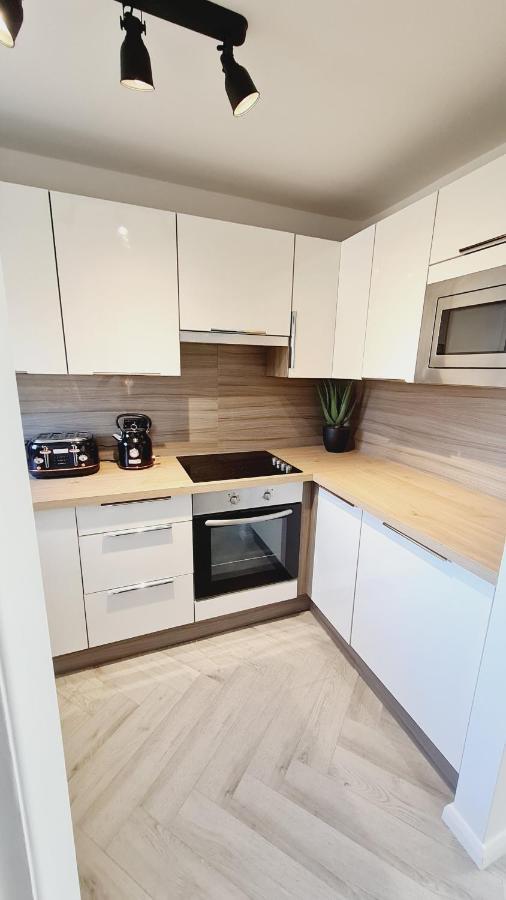 Beautiful 2Bed House With Garden, Walking Distance To Town - Free Parking Apartman Glasgow Kültér fotó